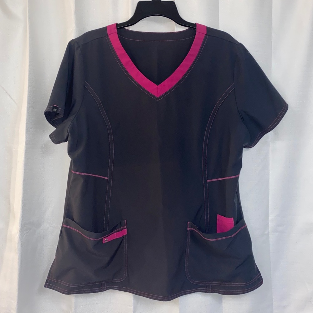Scrub set